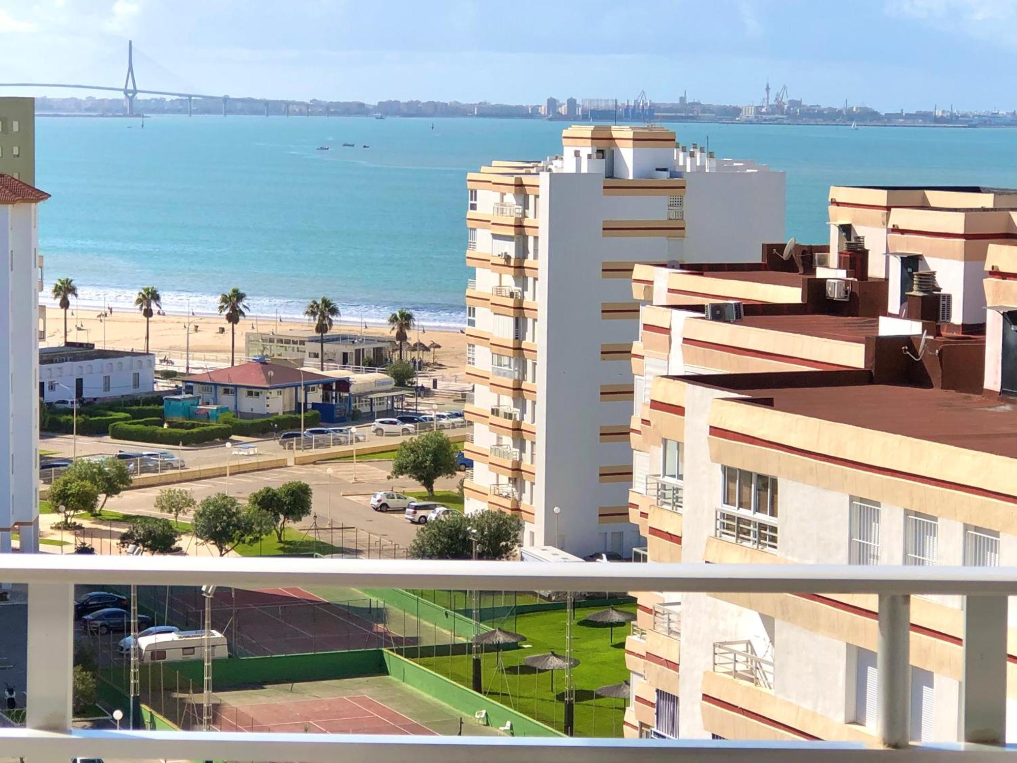 Frente Al Mar, Preciosas Vistas, Piscinas , Valdelagrana Apartment El Puerto de Santa Maria Exterior photo